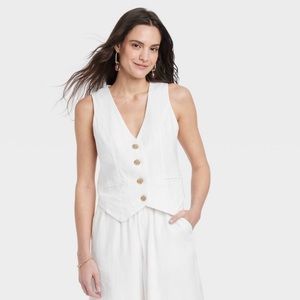 NWT White linen vest top size S
